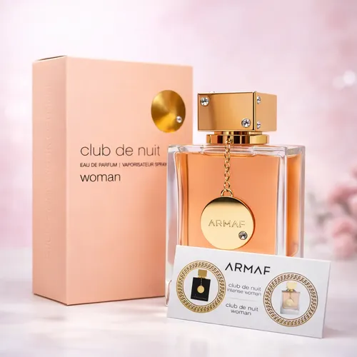 Club de Nuit Woman